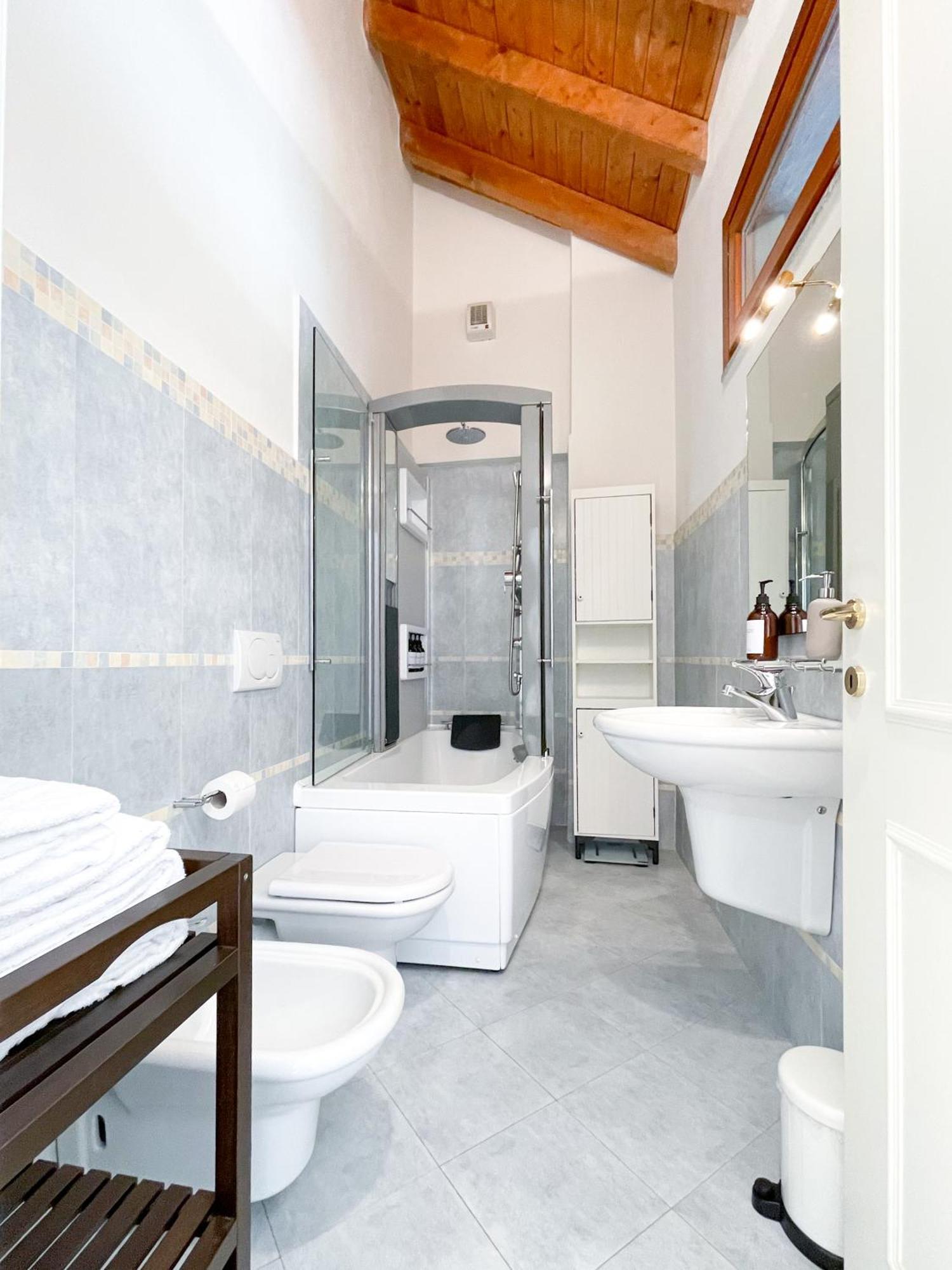 Villa Luminosa Laglio - Private Parking, Garden Dış mekan fotoğraf